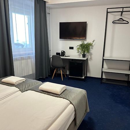 Cube House Aparthotel Krakow Bagian luar foto